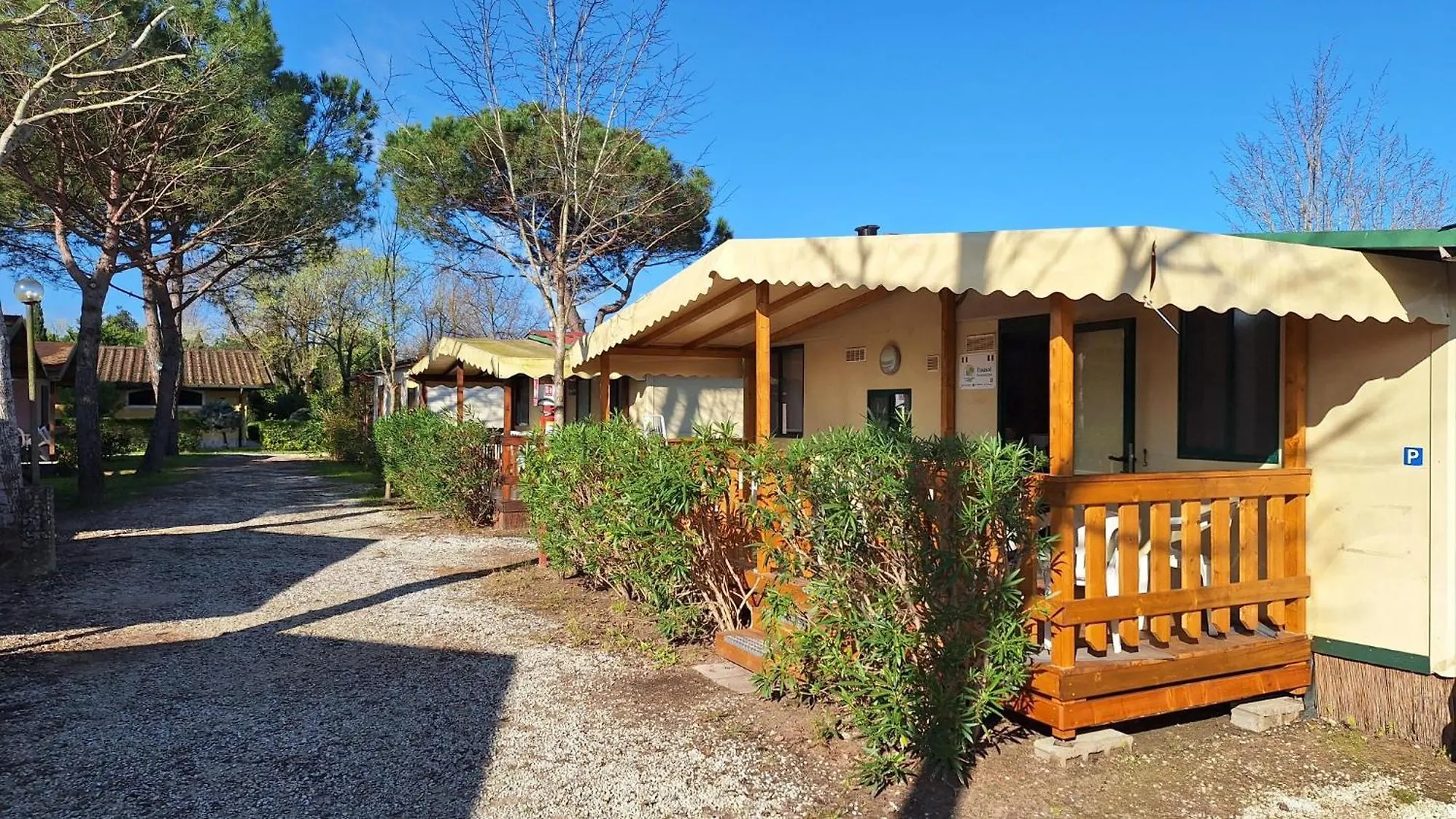 Mobile Home Comfort Viareggio - Including Airco -Camping Paradiso- R028
